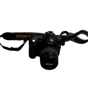 Nikon D50 DSLR